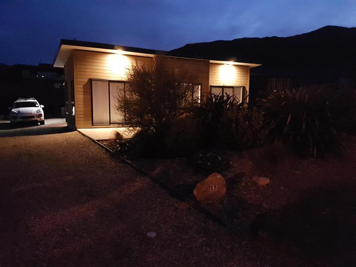 Simply Stunning Villa Wanaka Ngoại thất bức ảnh